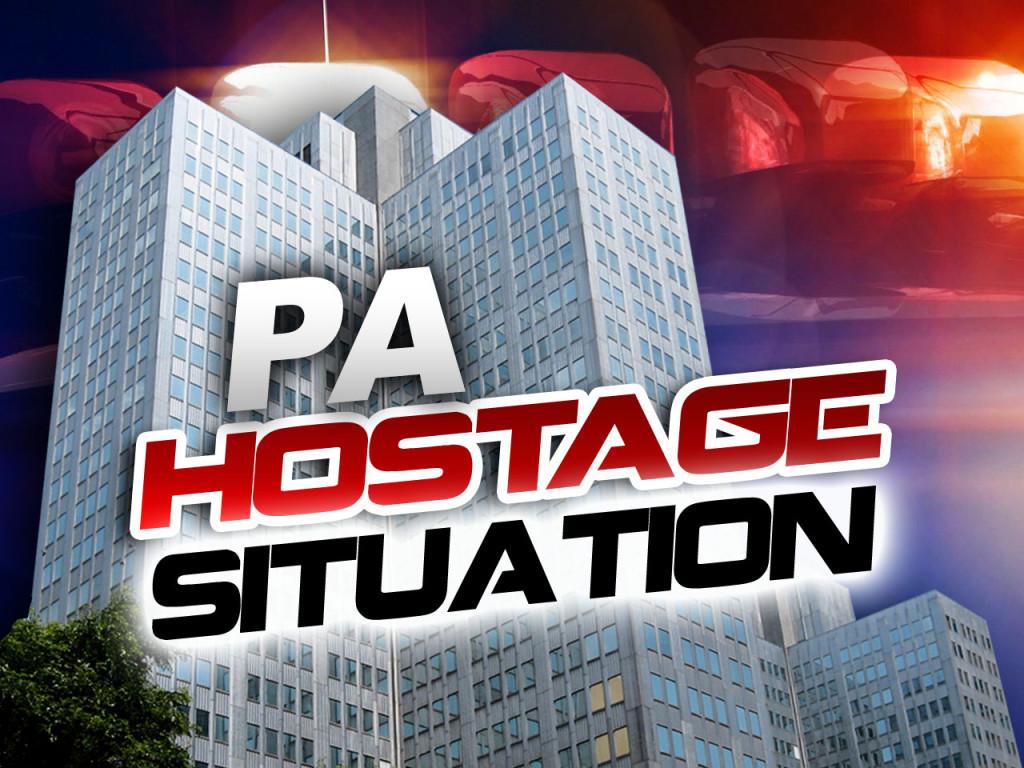 SWAT team responds to hostage situation developing in Pittsburgh