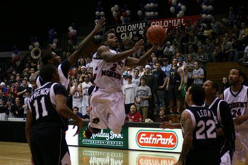 Colonials extend winning streak against Duquesne with 91-69 rout