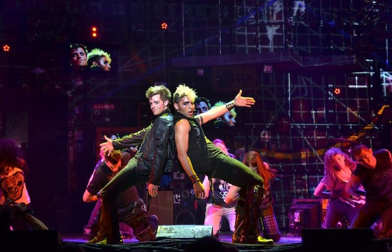 Alex Nee (Johnny) and Trent Saunders (St. Jimmy) in American Idiot the musical.