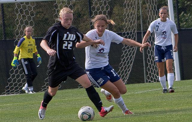 The Colonials picked up their third win of the season Friday defeating Grand Canyon in Flagstaff, Arizona.