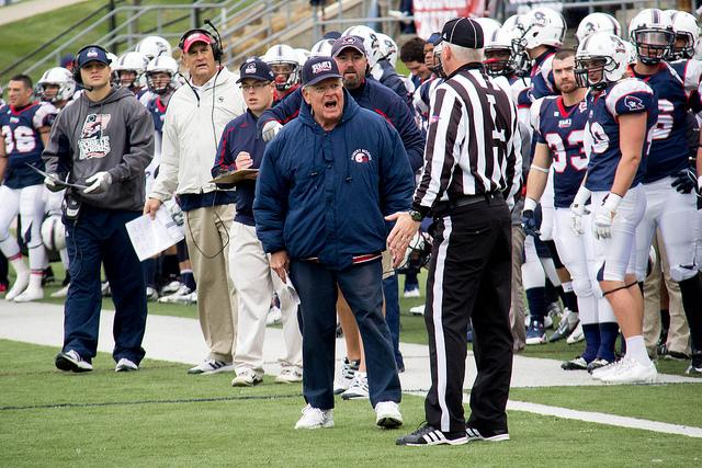 Sacred Heart steals FCS playoff bid, stifles Robert Morris on Senior Day