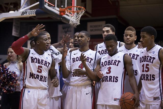 Robert+Morris+rallies+around+suspended+teammates