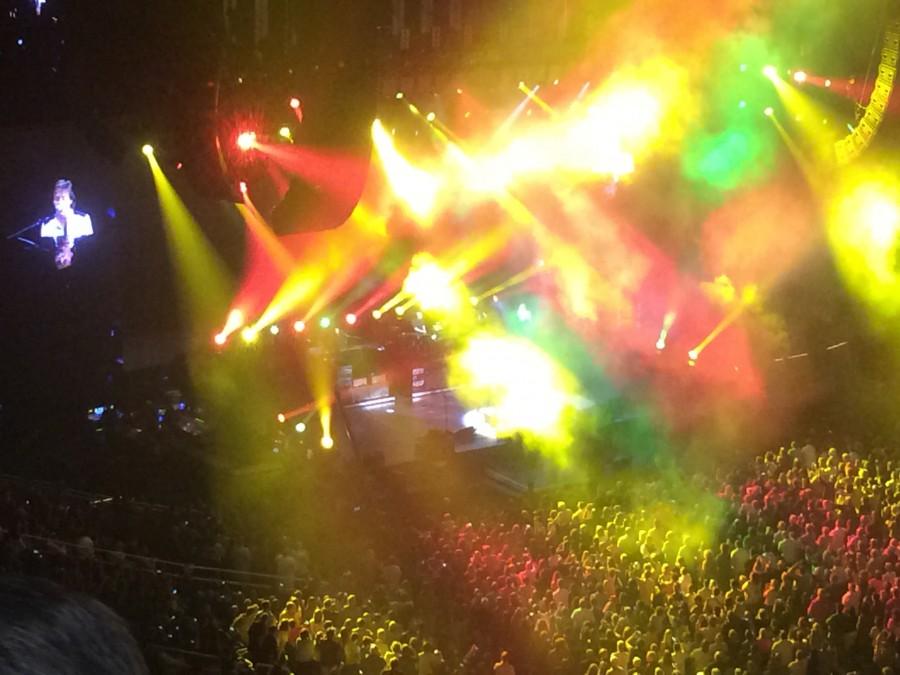 Paul McCartney Rocks The Burgh