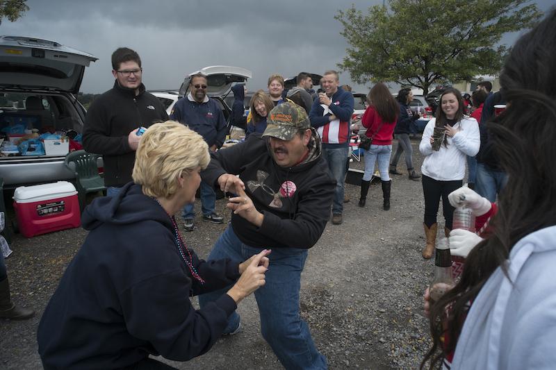 Tailgate+Alley%2C+RMU+homecoming+2014.