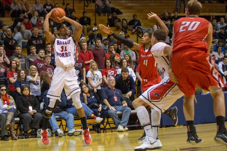 Rodney Pryor scored 14 points for RMU Tuesday night, but it wasnt enough to overcome Youngstown State. 