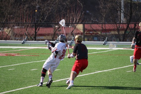 Robert Morris used a game of runs to take down Manhattan on the road. 