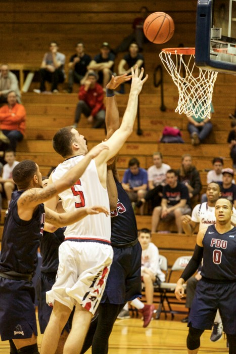 Mens Basketball: RMU vs Fairleigh Dickinson