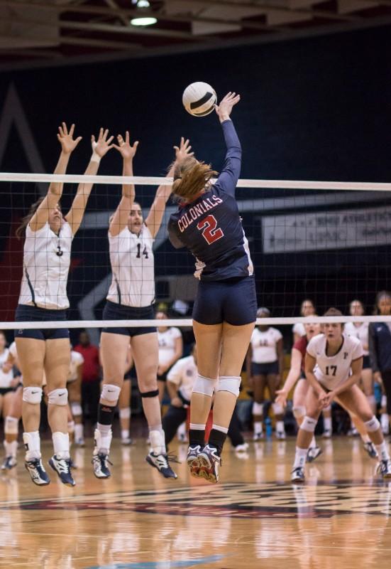 The+Robert+Morris+Colonials+Womens+Volleyball+team+took+on+Penn+at+6%3A30pm+on+Friday%2C+September+15th.+This+was+the+2nd+game+in+the+Robert+Morris+Invitational.+