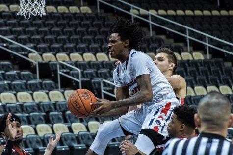 Men’s basketball mid-conference season grades: Are the Colonials the real deal?