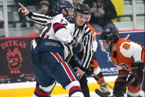 Ferguson, Dorowicz and Powers sign deals in minor league hockey