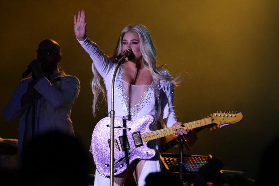 Kesha performed on Liberty Ave. in Pittsburgh Nov. 3 to benefit the Jewish Federations Victims of Terror fund.