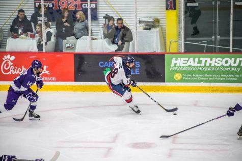 Men’s hockey ends fall semester with tough loss to Holy Cross