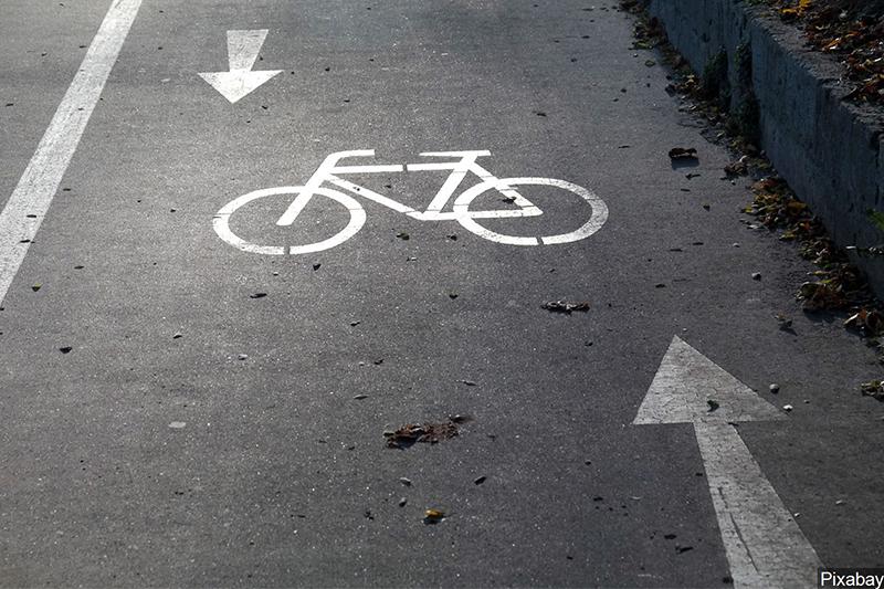 Photo of a bike lane on a road. Photo Credit: (MGN Online)