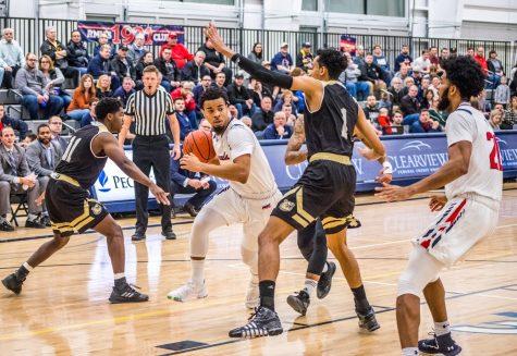 Preview: Men’s basketball looks to defeat SFU