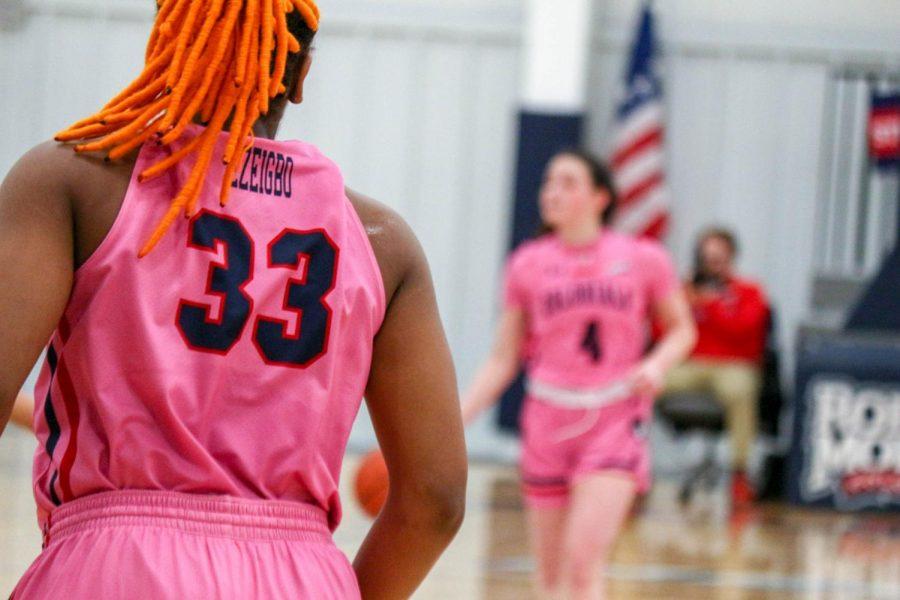 Nneka Ezeigbo awaits a pass against LIU Brooklyn. Moon, PA Feb. 25, 2019. (RMU Sentry Media/Michael Sciulli)