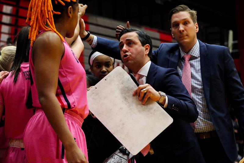 Womens basketball announces new assistant