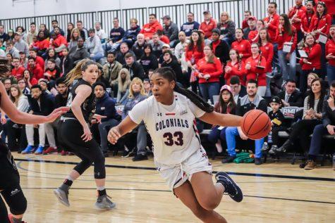 Nneka Ezeigbo drives to the basket in the NEC championship game. Moon Township, PA March 17, 2019. (David Auth/RMU Sentry Media)