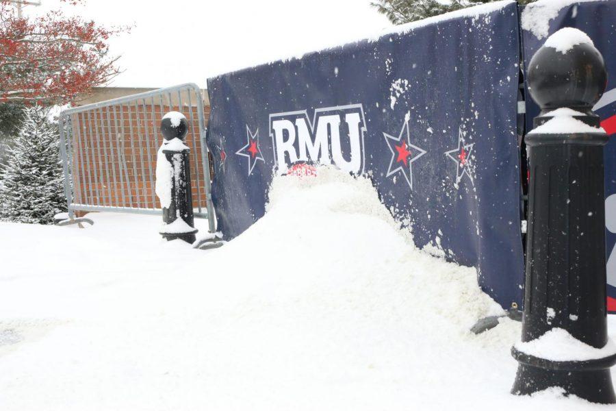 RMU snowy banner