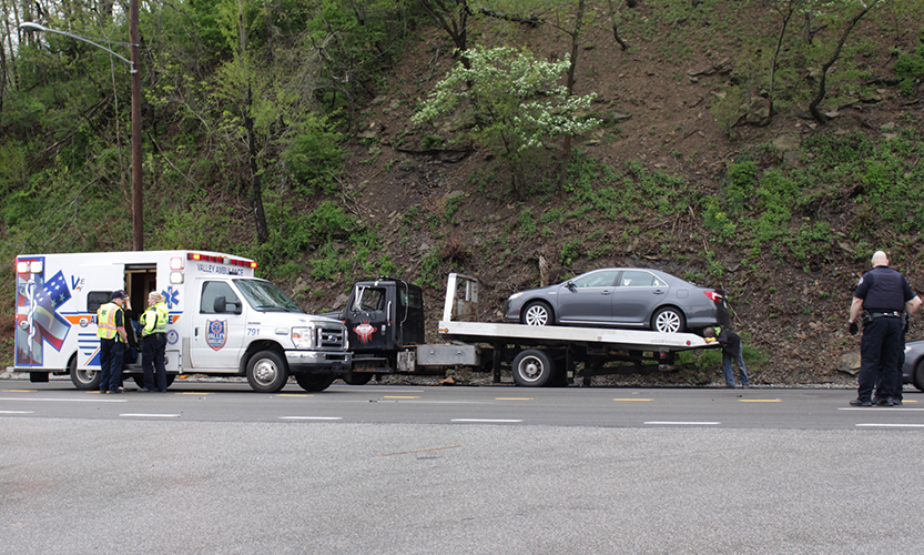Authorities respond to a multi-vehicle accident on University Boulevard on April 26, 2019. 
Photo Credit: (RMU Sentry Media/ John Blinn)