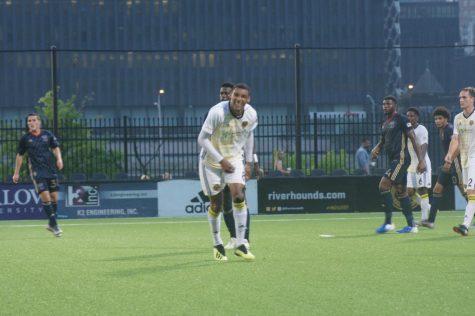 Riverhounds win nailbiter over Charleston