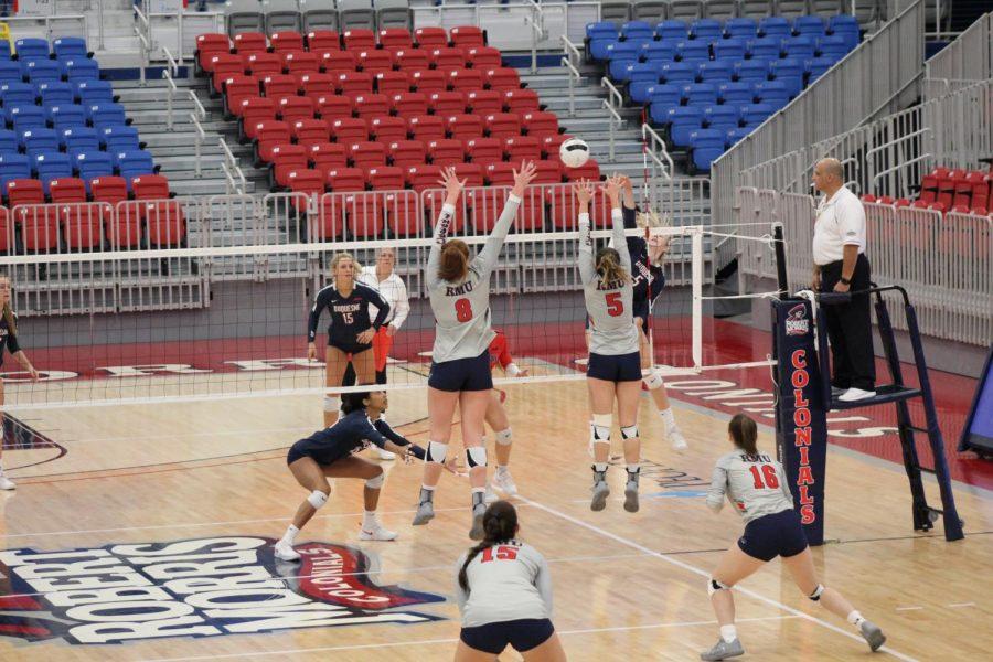 Preview: Volleyball heads to Maryland for Hensons Hawk Invitational