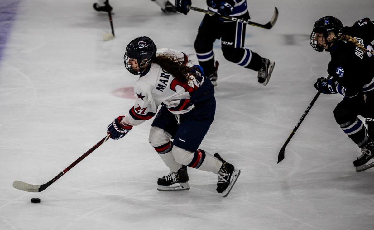 3 former RMU womens hockey players sign professional deals