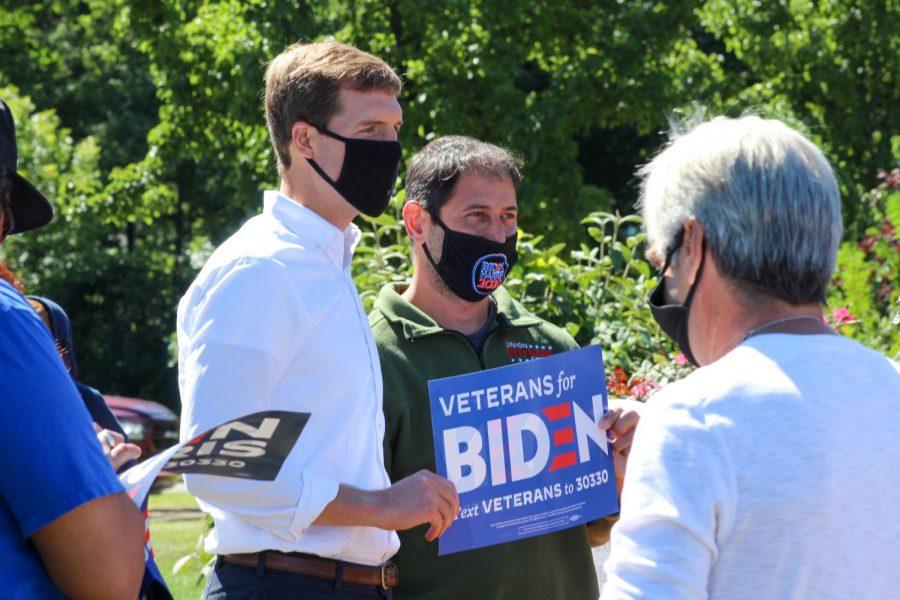 Connor Lamb poses for a photo with a veteran supporter.