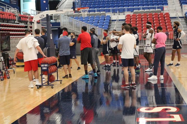 Mens basketball practices are officially underway. Photo Credit: Tyler Gallo