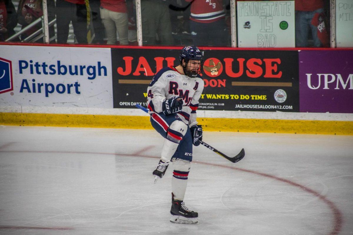 Alex Tonge signed a contract with the ECHLs Wheeling Nailers on Monday. Photo Credit: David Auth