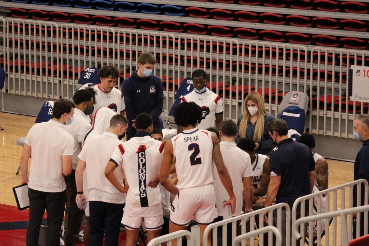 Mens basketball has seen their Saturday night contest with Milwaukee cancelled due to a positive COVID-19 test within the program. Photo Credit: Ethan Morrison