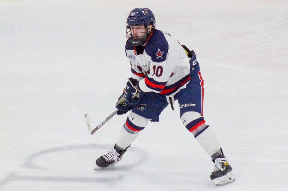 Nick Lalonde is set to begin his professional ice hockey career in France as he recently signed with Neuilly-sur-Marne. Photo credit: Nathan Breisinger