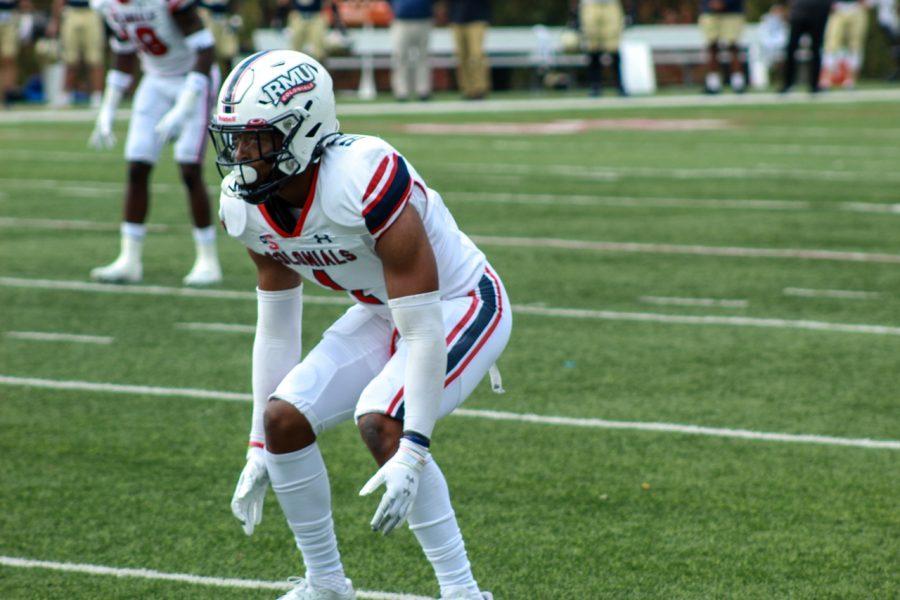 Harville set for a snap in their game against Charleston Southern on October 9, 2021