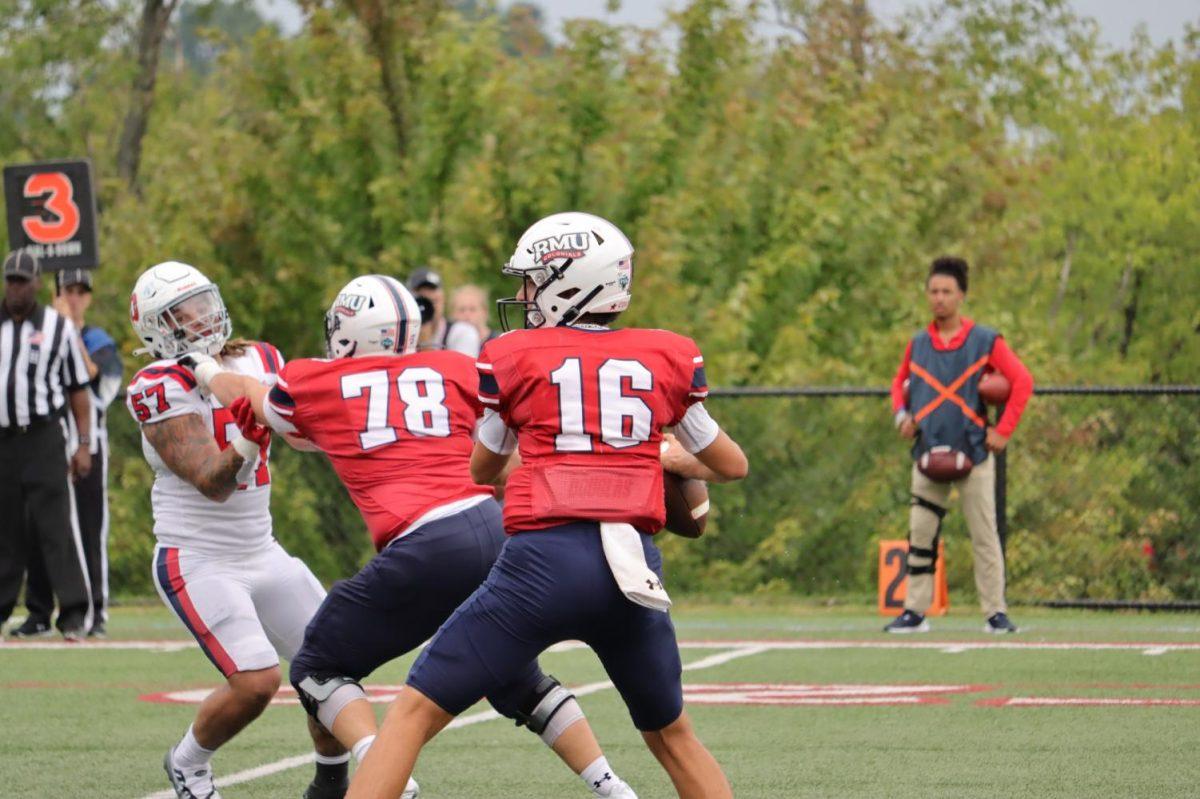 Chiccitt (16) sets up to pass in the game against Dayton on September 3, 2022 Photo credit: Ethan Morrison