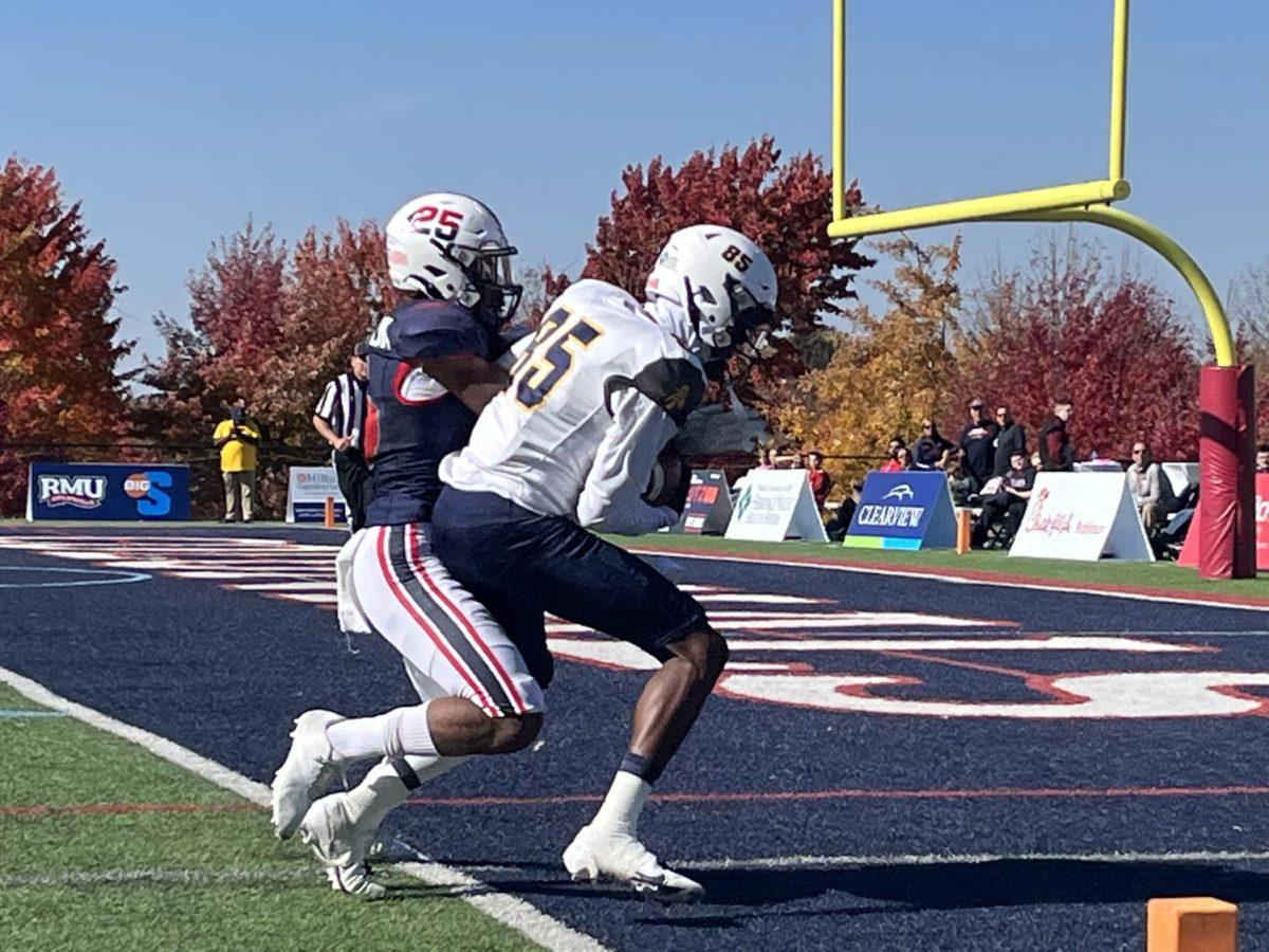 Aggies WR Sterling Berkahlter scores a touchdown during their 38-14 over the Colonials at Joe Walton Stadium Photo credit: Hope Beatty