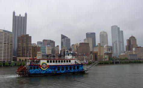 Doors Open Pittsburgh Hosts the First Bridges and Architectural Boat Tour of the Summer