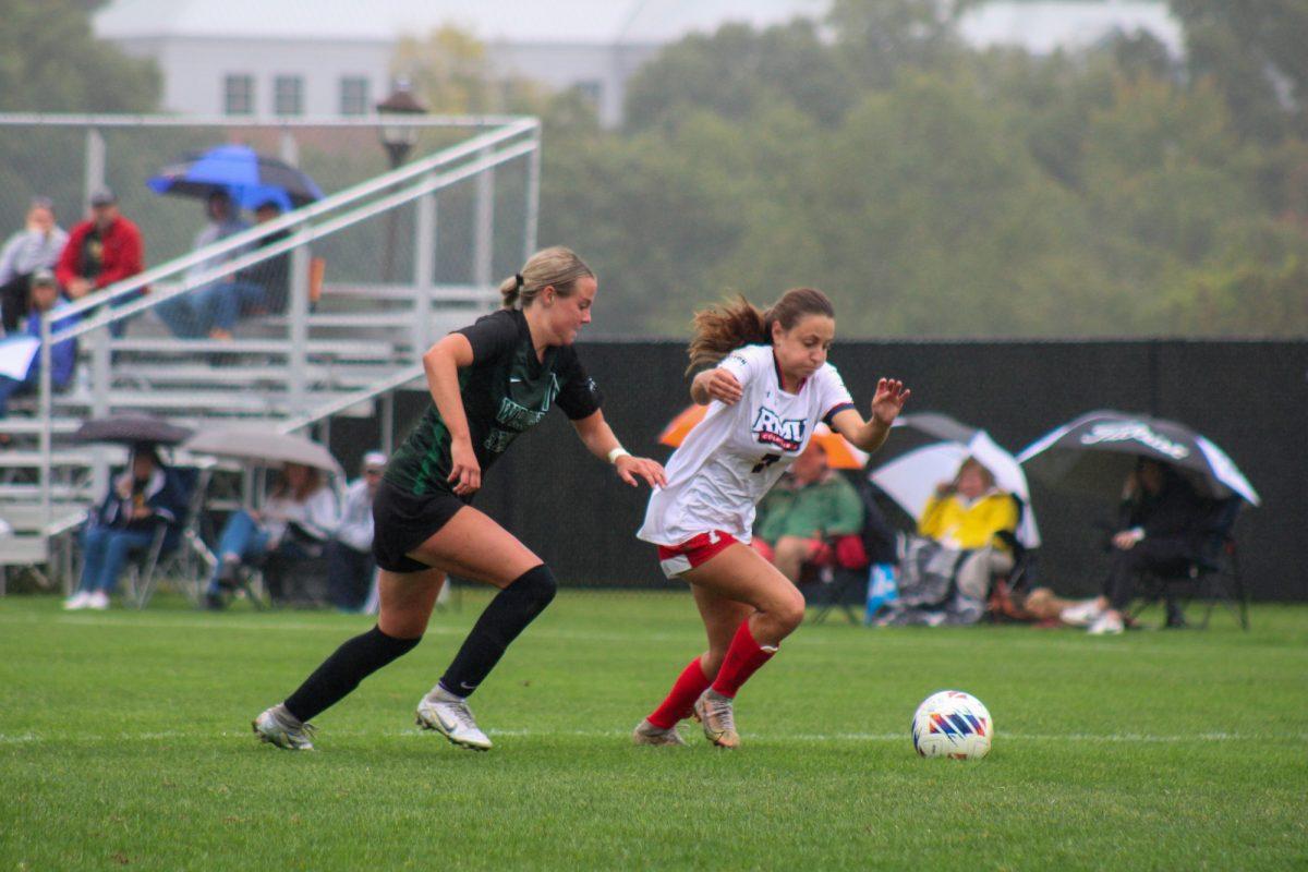 Moments+before+Kearns+scored+her+fourth+goal+of+the+game+against+Wright+State+on+Sunday.