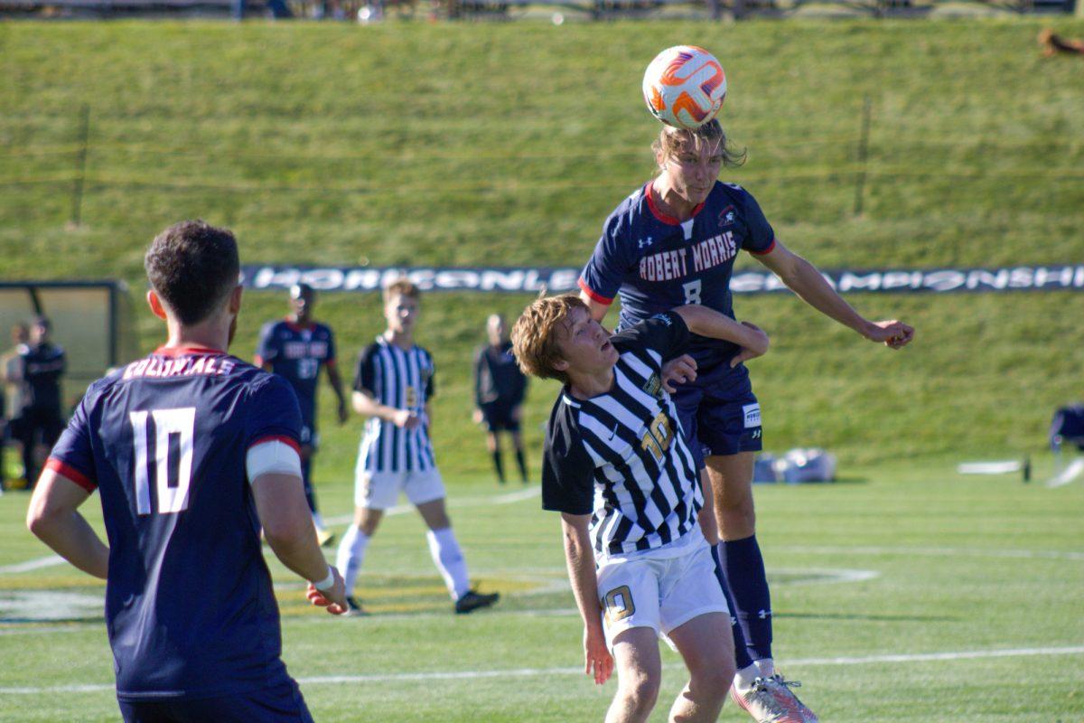 The Colonials and Golden Grizzlies were neck and neck during round one of the Horizon League Playoffs last year.