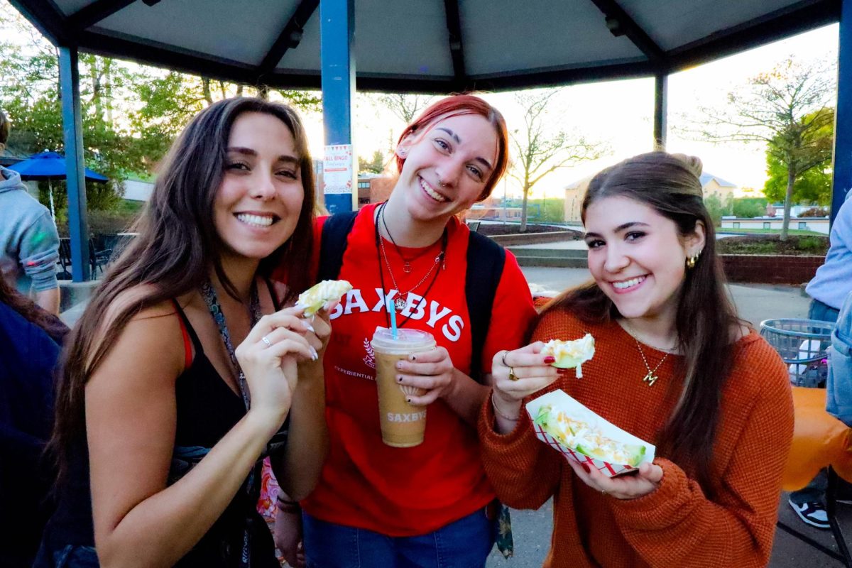 Students Celebrate the Season at RHA's Fall Fest